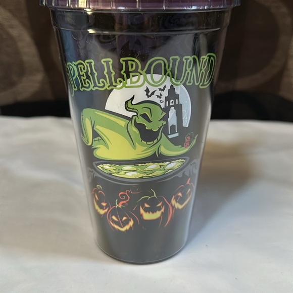 HALLOWEEN DISNEYLAND EXCLUSIVE- OOGIE BOOGIE BASH HALLOWEEN PARTY CUP 2023 - Picture 2 of 10